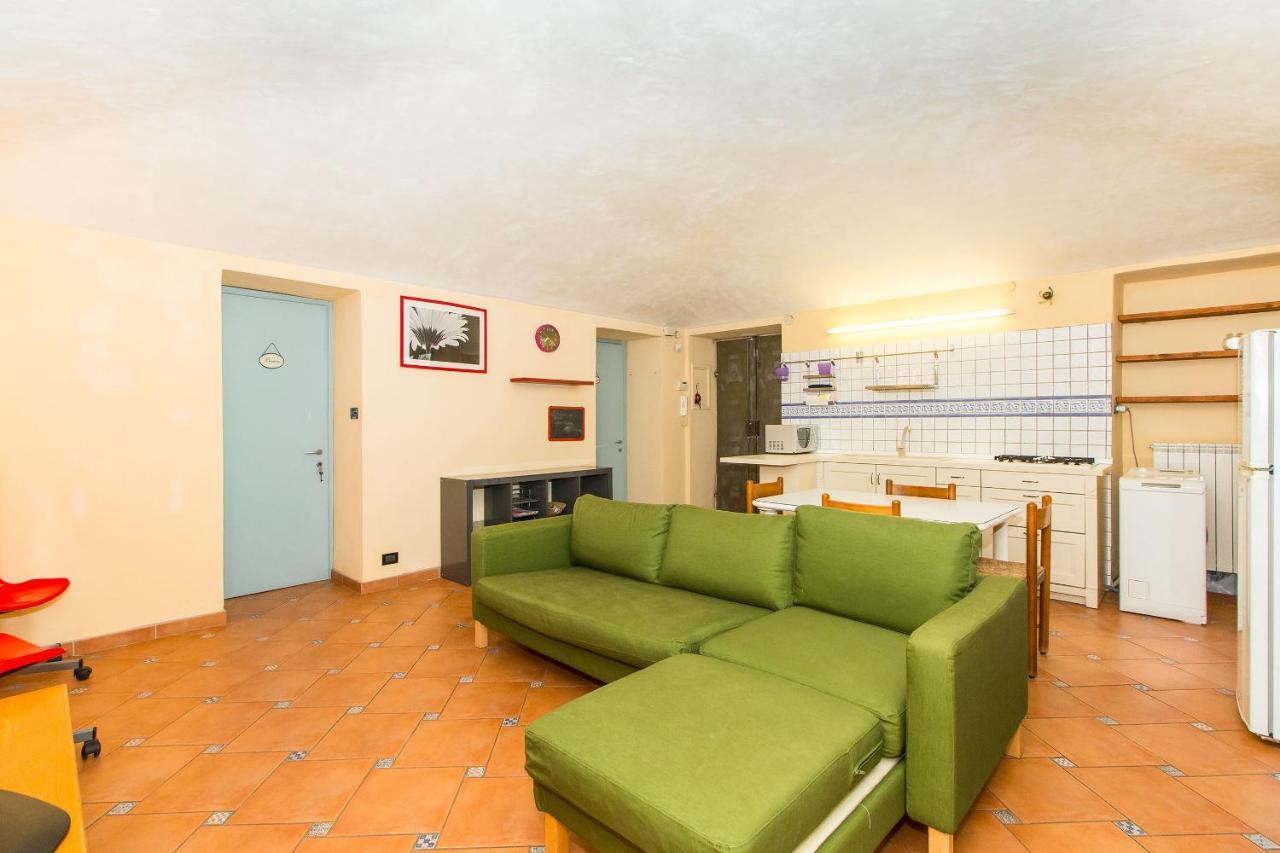 Porta Nuova Central Flat With Balcony Turin Exterior photo