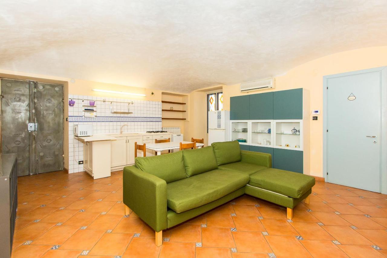Porta Nuova Central Flat With Balcony Turin Exterior photo