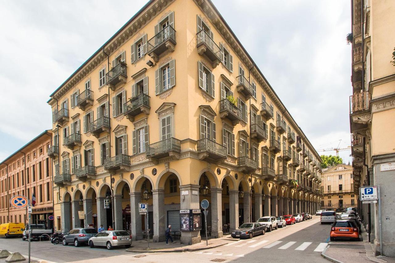 Porta Nuova Central Flat With Balcony Turin Exterior photo